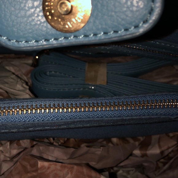 Handbag - Picture 5 of 8